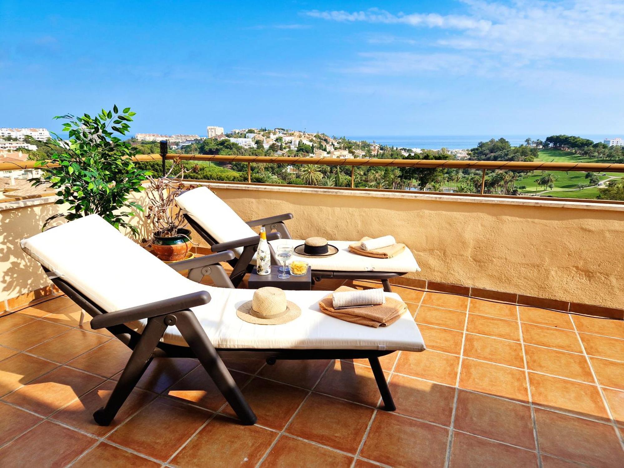 Apartamento Penthouse Benalvistas Torregolf Seaview Benalmádena Exterior foto